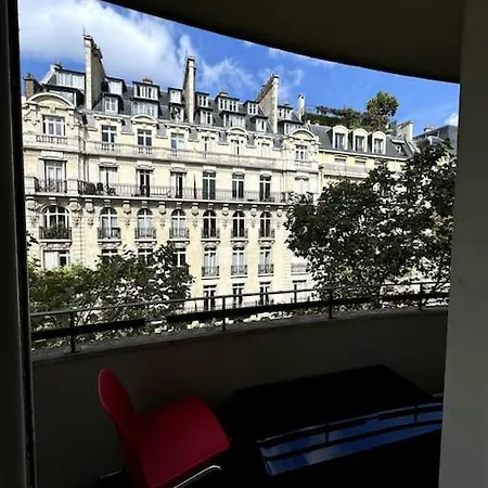 Prestigious - Arc De Triomphe *