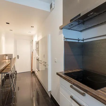 Prestigious - Arc De Triomphe Apartman *