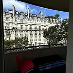 Prestigious - Arc De Triomphe *